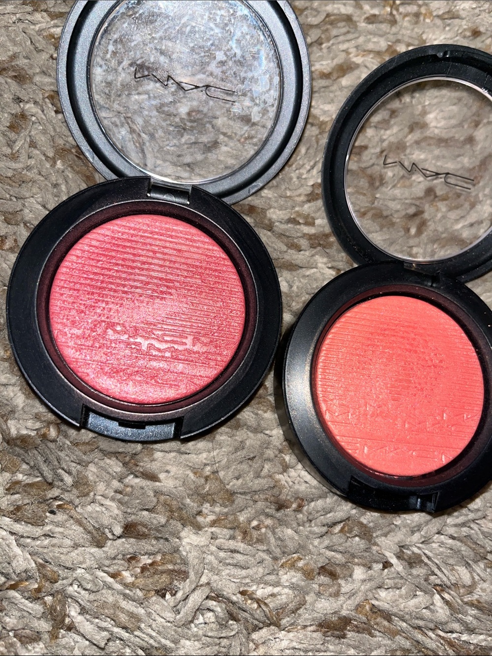 MAC Cosmetics Blush Duo - Pink & Coral Peach - Picture 3 of 5